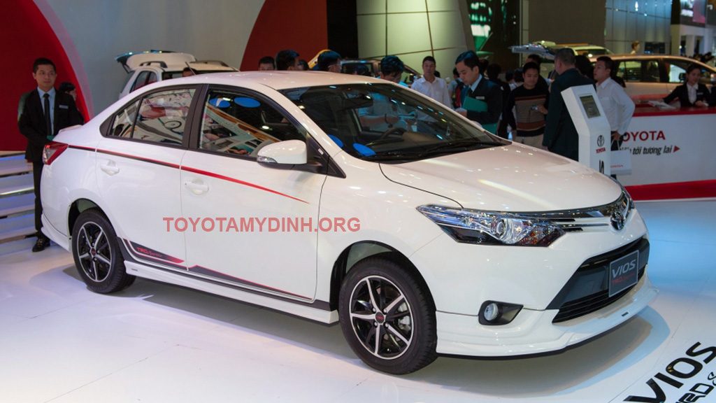 Toyota Vios 2017 cũ giá từ 350 triệu giao dịch sôi động bỏ xa Hyundai  Accent về lượt tìm kiếm